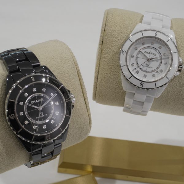 CHANEL シャネル J12 H5702 ブラック セラミック 38mm