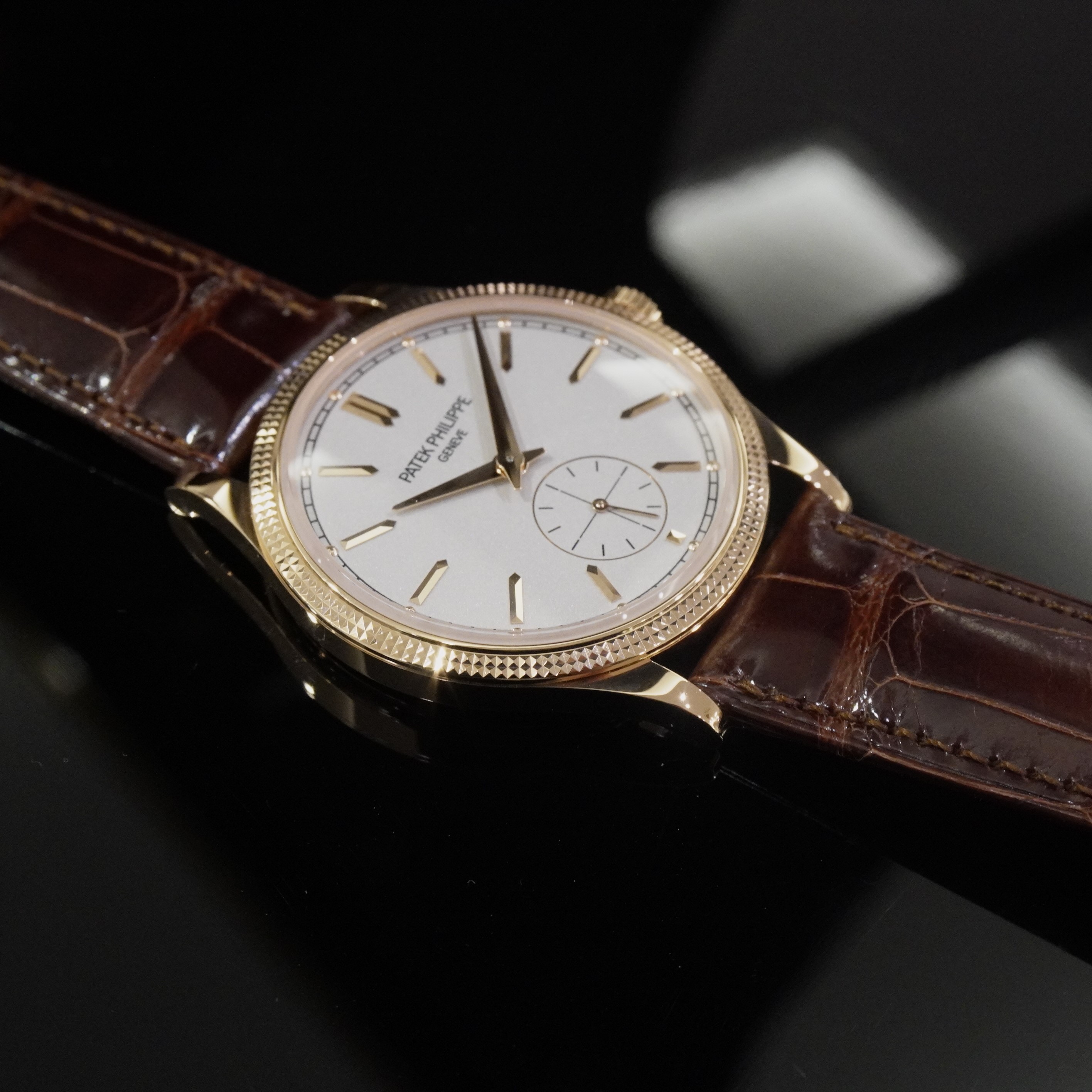 ウィンターコーデに合わせたいドレスウォッチ【PATEK PHILIPPE