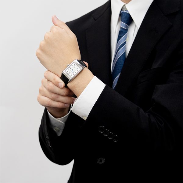 【JAEGER LECOULTRE】家族に受け継ぐのもおすすめ。世代を超えて愛される腕時計