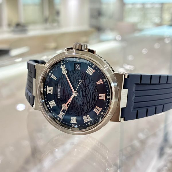 【BREGUET】クラシックとモダンの融合│大人が惹かれる『マリーン』
