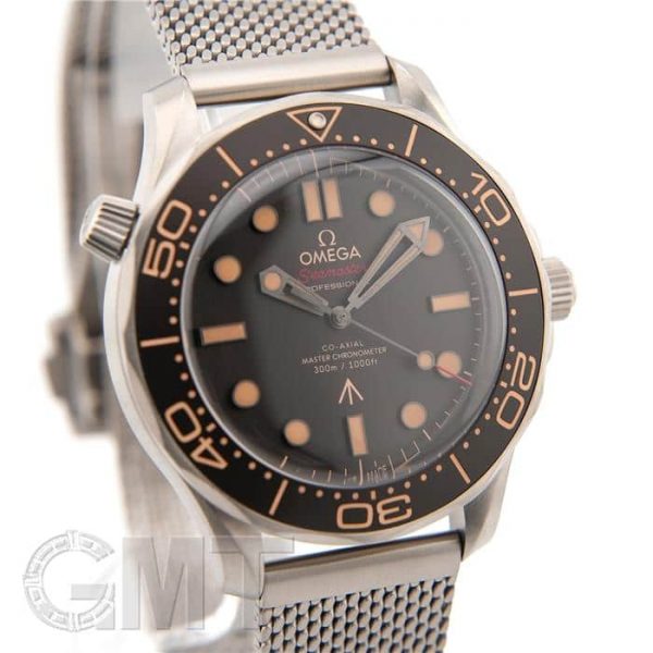 OMEGA オメガ シーマスター ダイバー300M マスタークロノメーター 007エディション 210.92.42.20.01.001 ブレスレット仕様