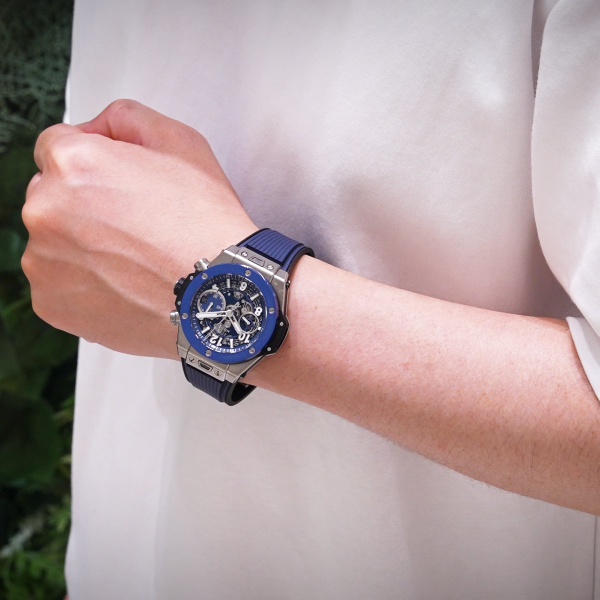 HUBLOT ウブロ ビッグバン ウニコ チタニウム ブルーセラミック 42mm 441.NL.5171.RX