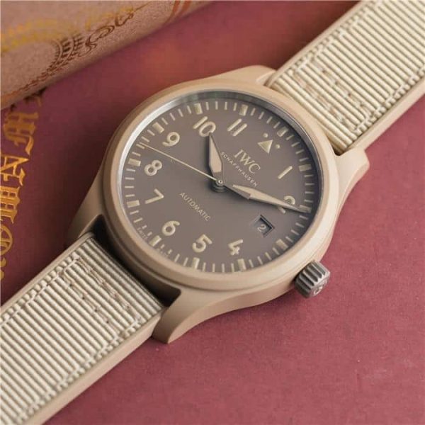 IWC インターナショナルウォッチカンパニー パイロットウォッチ オートマティック 41 トップガン モハーヴェ・デザート IW328106