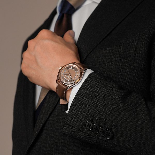 【VACHERON CONSTANTIN】バレンタインを、さりげなく楽しむ大人の男性へ。