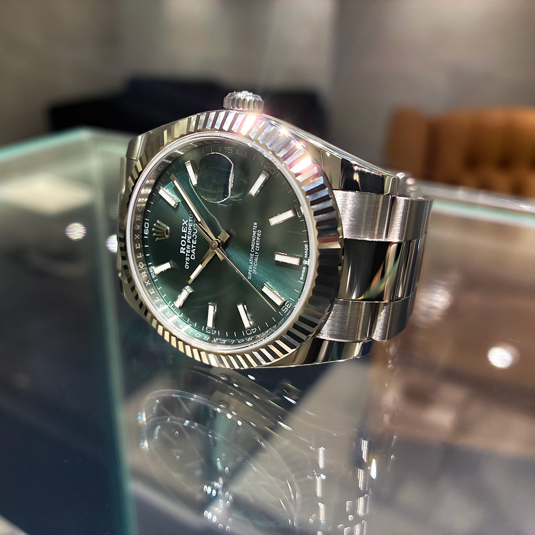 デイトジャスト×オイスターブレス。誠実さと個性を両立する“刺さる