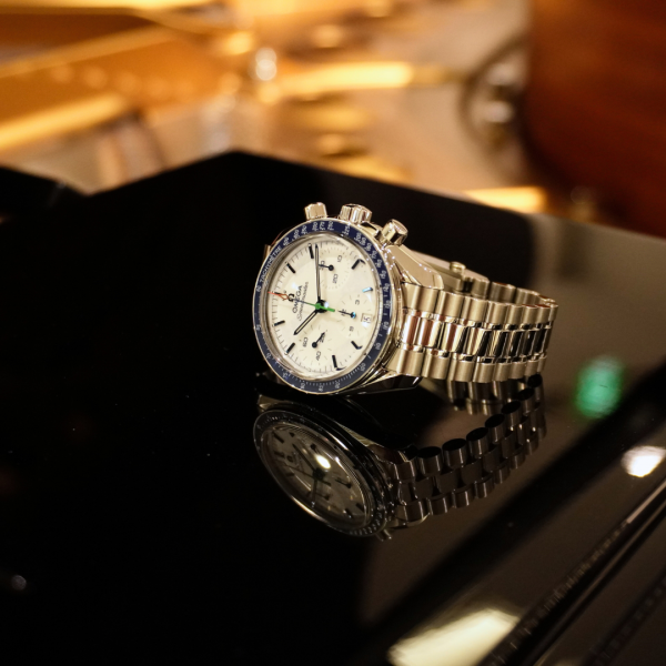 OMEGA オメガ スピードマスター 38 ミラノ・コルティナ2026 522.30.38.50.04.002