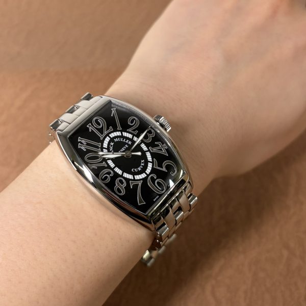 「細腕」を武器に変える。華奢な手元を美しく引き立てる名作腕時計3選