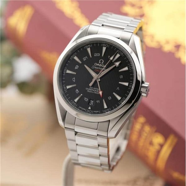 OMEGA オメガ シーマスター アクアテラ 150M GMT 43MM 231.10.43.22.01.001