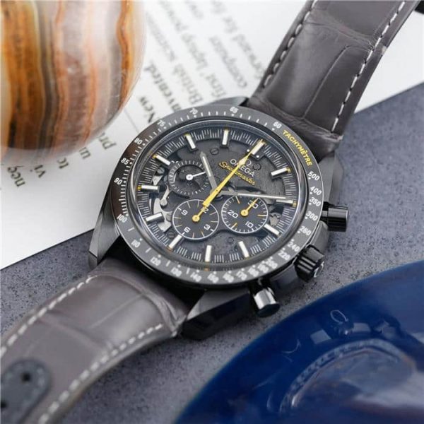 OMEGA オメガ スピードマスター ダークサイド オブ ザ ムーン アポロ8号 311.92.44.30.01.001