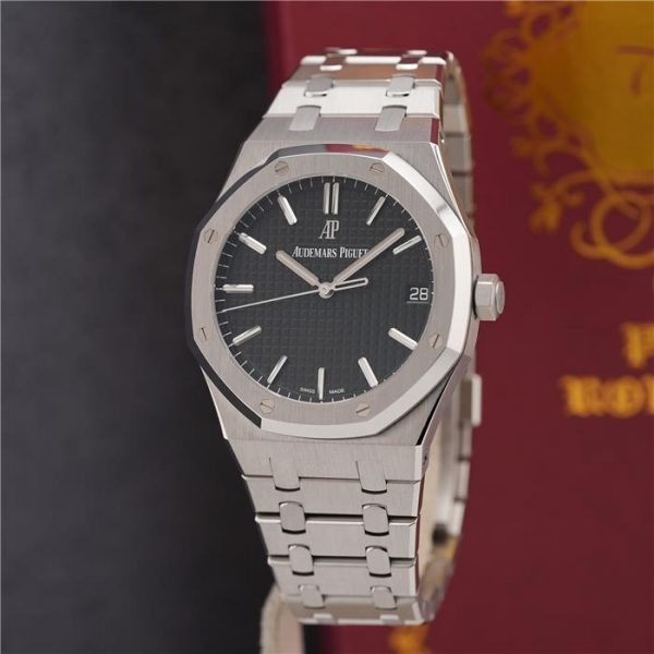 AUDEMARS PIGUET オーデマ・ピゲ ロイヤルオーク オートマティック 15500ST.OO.1220ST.03