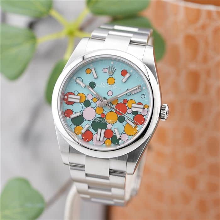 ROLEX】春の装いに取り入れたい特別なタイムピース｜大人の手元に