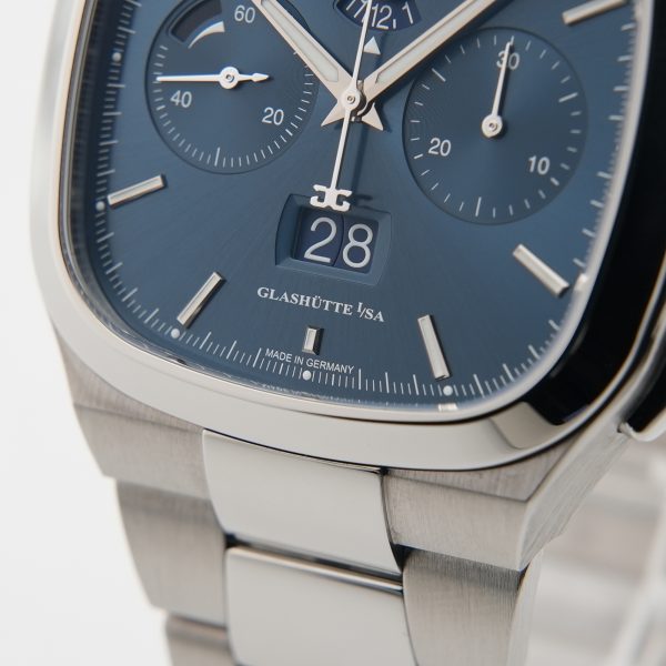 GLASHUTTE ORIGINAL グラスヒュッテ オリジナル セブンティーズ クロノグラフ パノラマデイト 1-37-02-08-02-70　