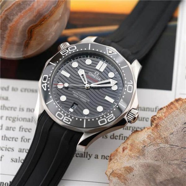 OMEGA オメガ シーマスター ダイバー 300M 210.32.42.20.01.001