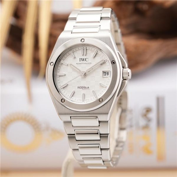 IWC インターナショナルウォッチカンパニー インヂュニア オートマティック 35 IW324901