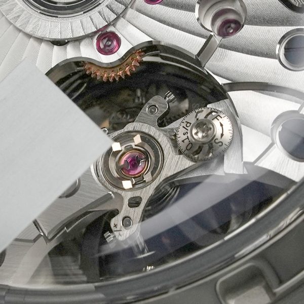 【OMEGA】スピードマスター スーパーレーシングを解説｜最先端技術の凄さとは