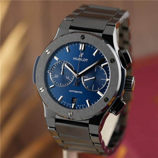 HUBLOT ウブロ クラシック フュージョン クロノグラフ セラミック ブルー ブレスレット 45mm 520.CM.7170.CM