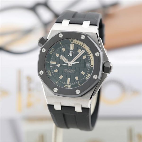 AUDEMARS PIGUET オーデマ・ピゲ ロイヤルオークオフショア ダイバー 42mm 15720CN.OO.A002CA.01