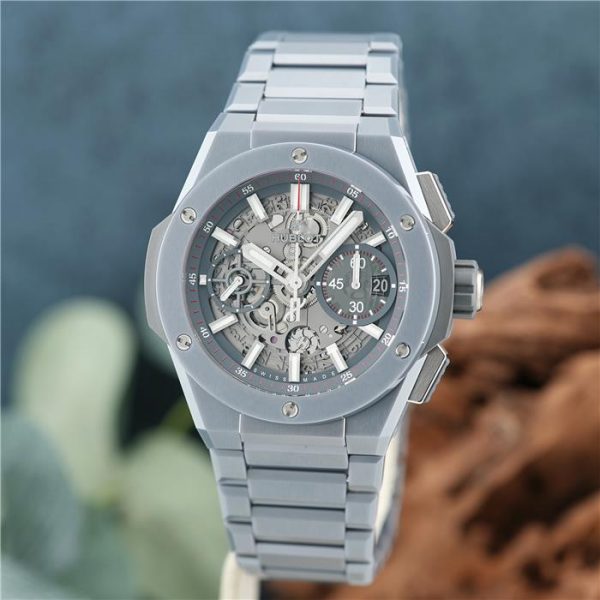 【HUBLOT】ビッグ・バン インテグレーテッド｜グレーセラミックが放つ洗練された質感