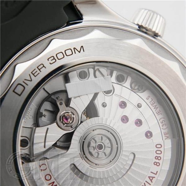 OMEGA オメガ シーマスター ダイバー 300M コーアクシャル マスター クロノメーター 210.32.42.20.10.001