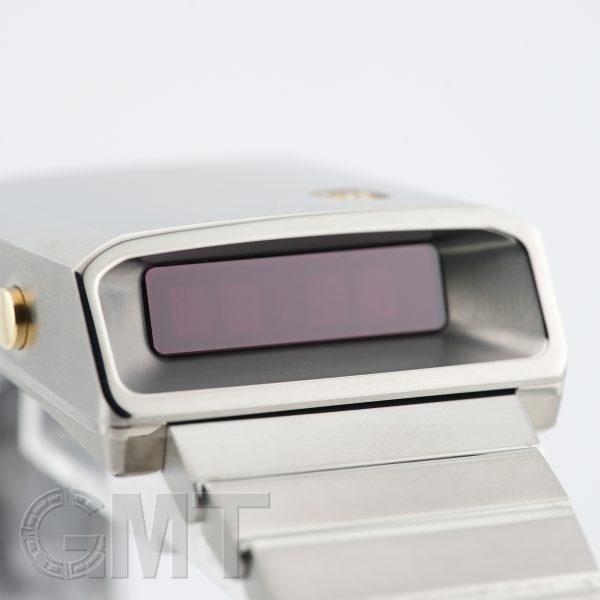 GIRARD PERREGAUX ジラール・ペルゴ キャスケット2.0 チタン＆ゴールド 39800-21-3199-6CM