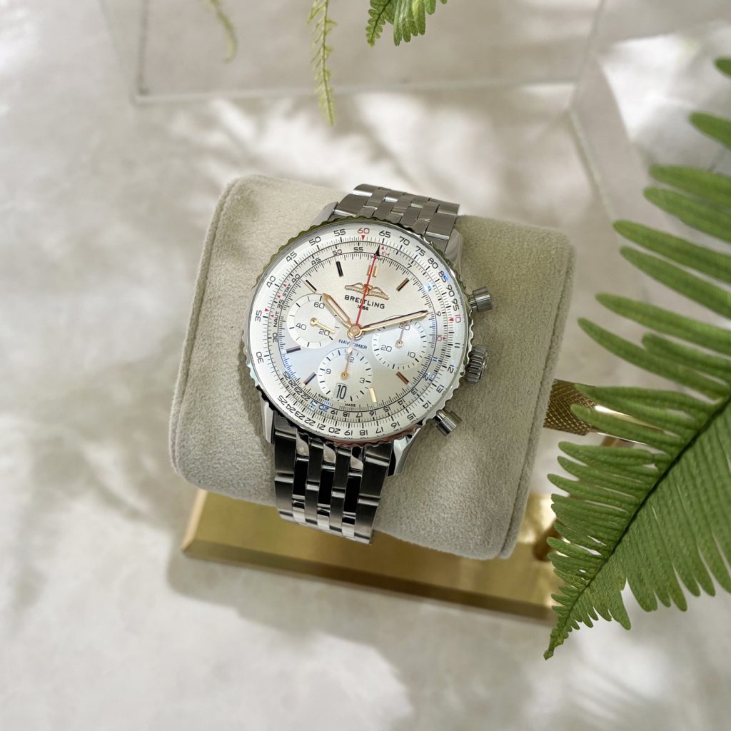 BREITLING ブライトリング ナビタイマー B01 クロノグラフ41 AB0139211G1A1