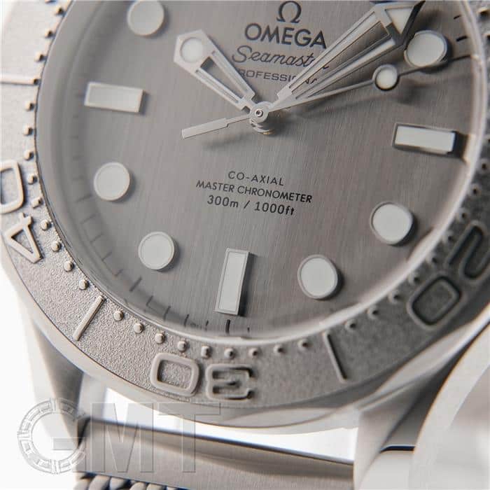 OMEGA オメガ シーマスター ダイバー300M マスタークロノメーター 210.30.42.20.06.002 グレー